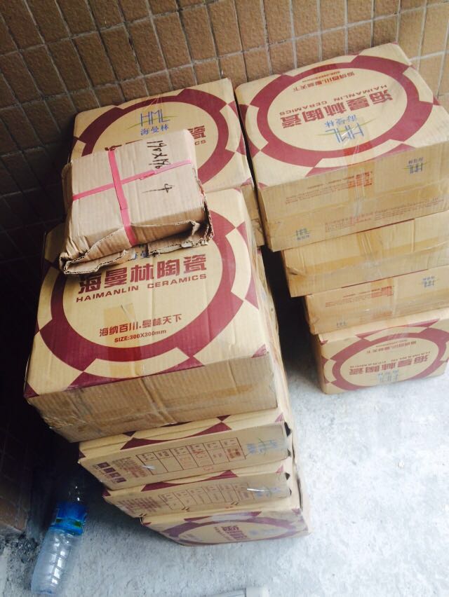 当外地朋友来佛山买瓷砖，您该如何介绍一下哪种佛山地砖好?